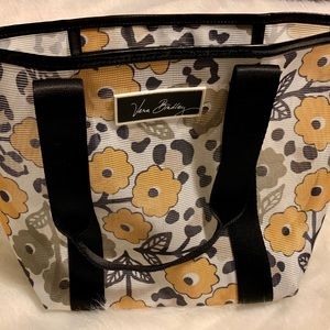 Vera Bradley Hand Bag